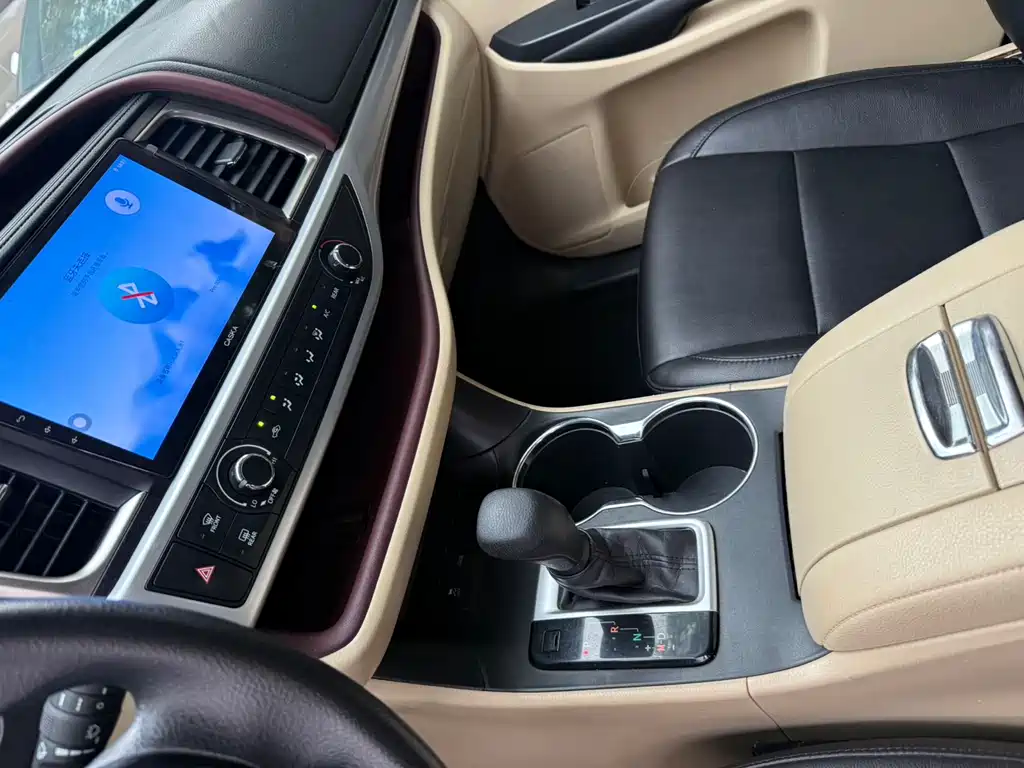 Toyota Highlander 2016 — фото 10