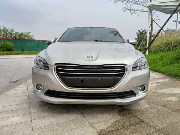 Peugeot 301 2014