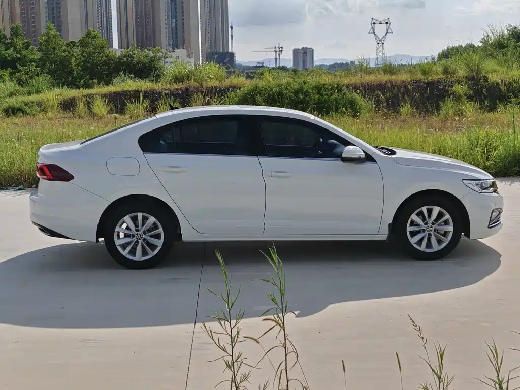 Volkswagen Bora 2022
