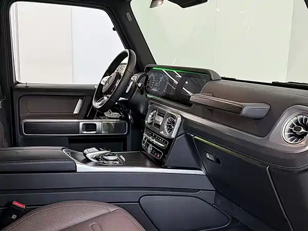 Mercedes-Benz G-Class 2024