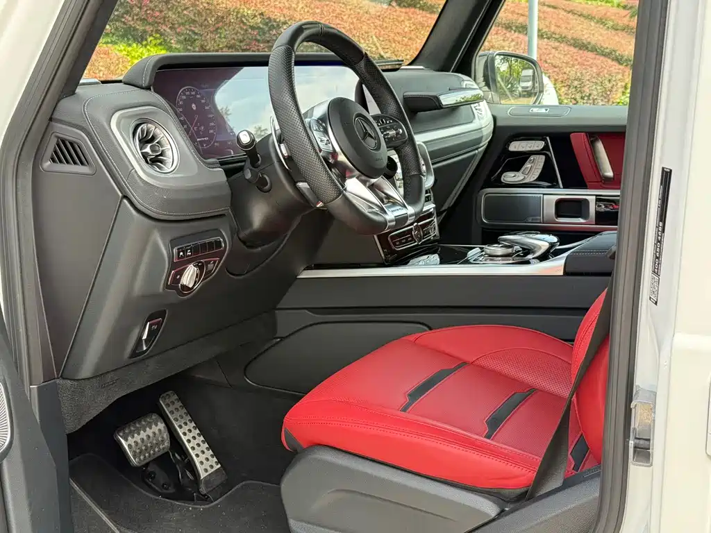 Mercedes-Benz G-Class AMG 2024 — фото 12