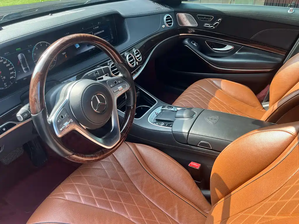Mercedes-Benz Maybach S-Class 2020 — фото 13