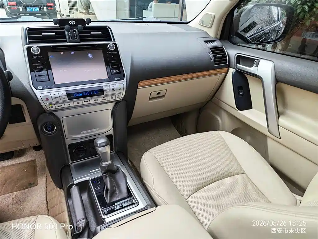 Toyota Prado 2019 — фото 10