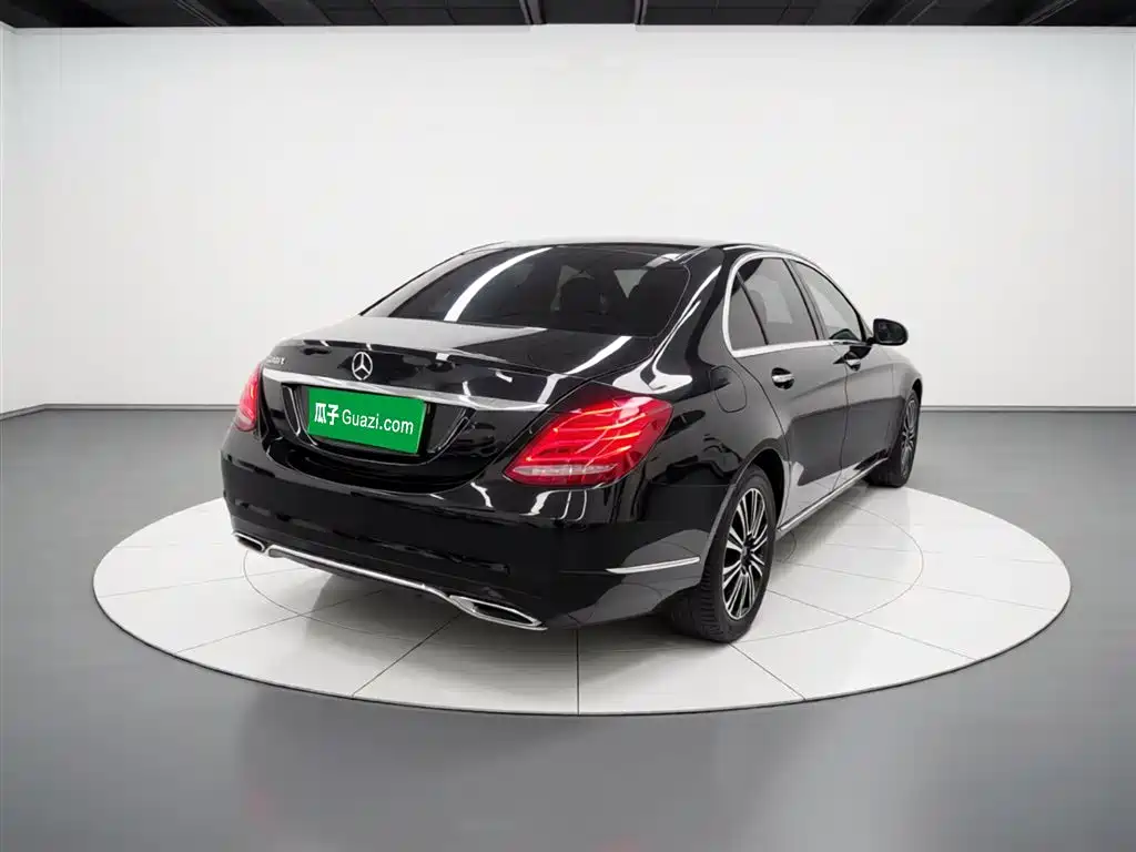 Mercedes-Benz C-Class 2018 — фото 7