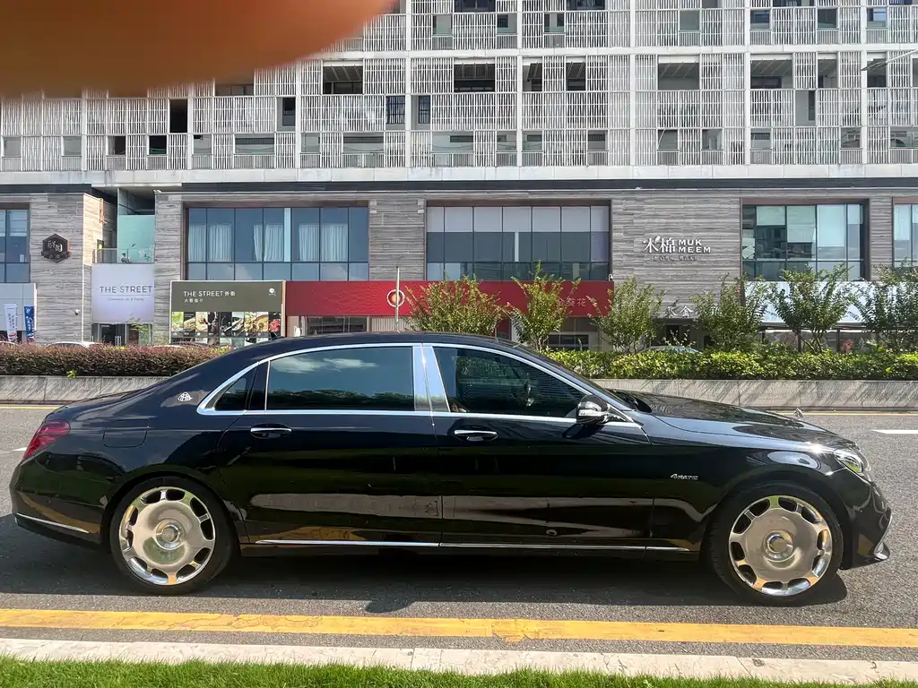 Mercedes-Benz Maybach S-Class 2020