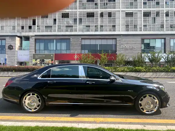 Mercedes-Benz Maybach S-Class 2020