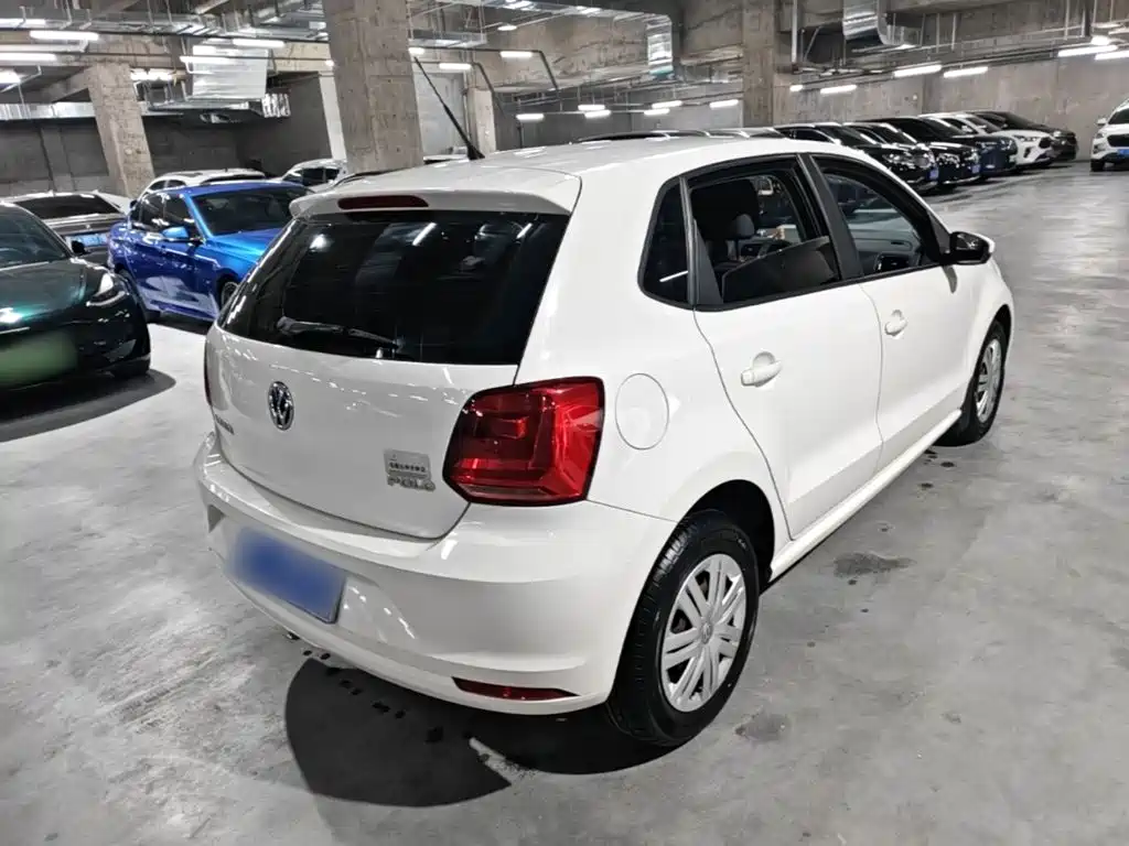 Volkswagen Polo 2016
