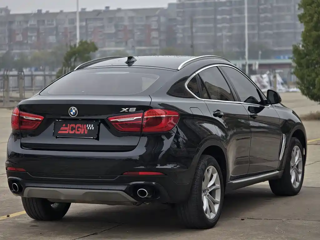 BMW X6 2016 — фото 17