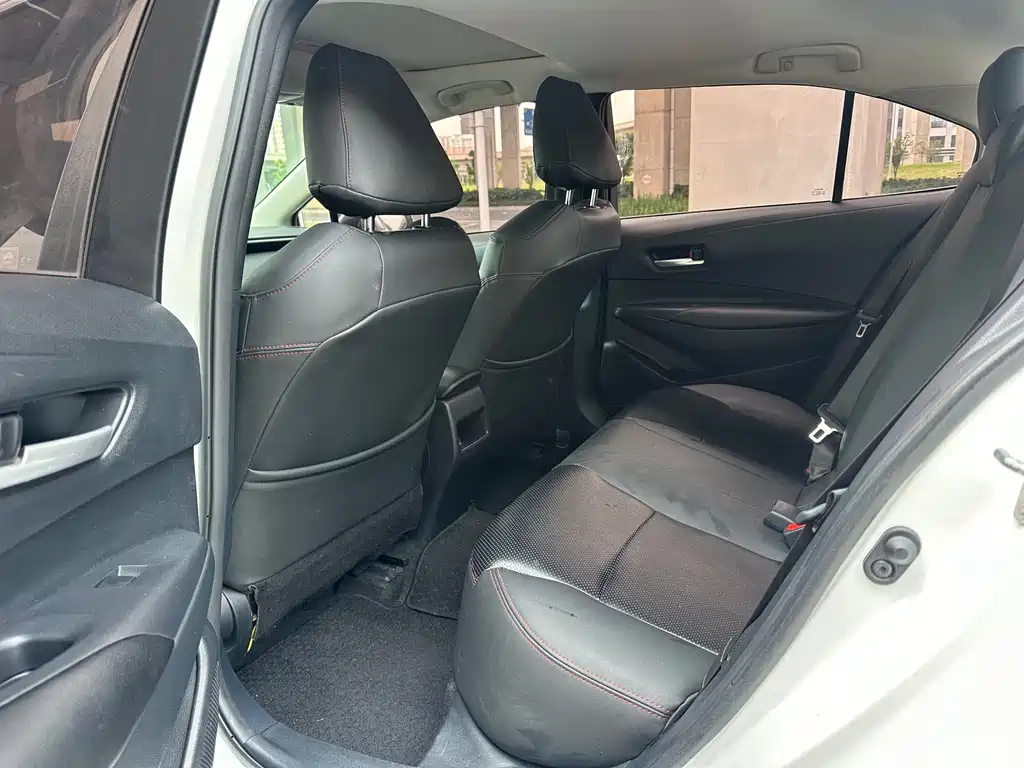 Toyota Corolla 2019 — фото 14