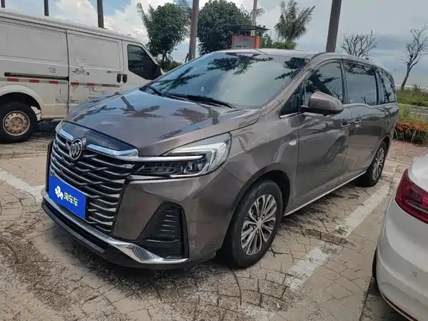 Buick GL8 2024