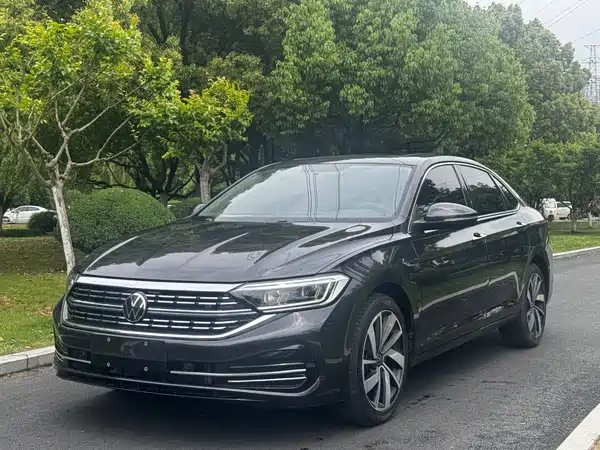 Volkswagen Sagitar 2025
