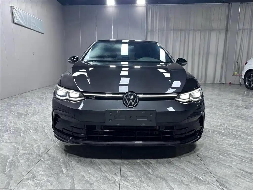 Volkswagen Golf 2022