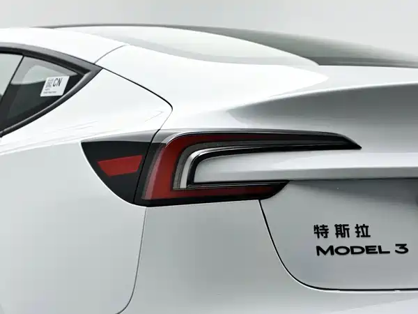 Tesla Model 3 2026