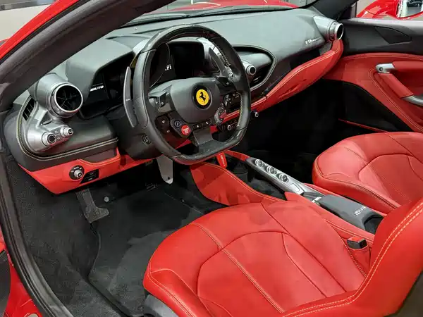 Ferrari F8 2020