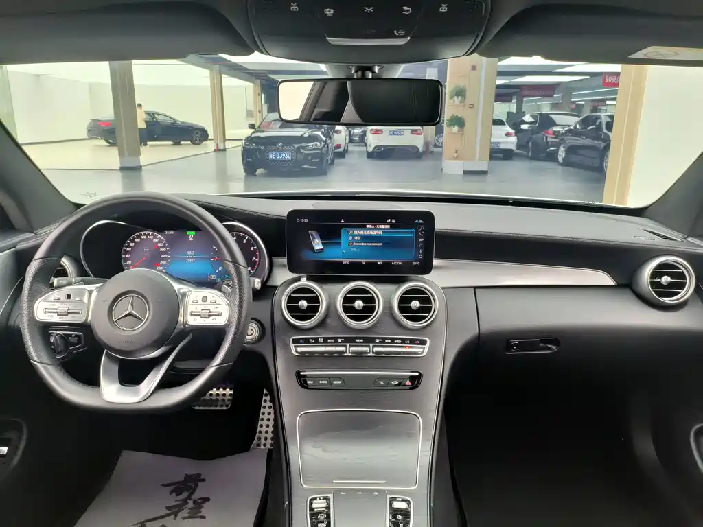 Mercedes-Benz C-Class 2019 — фото 6