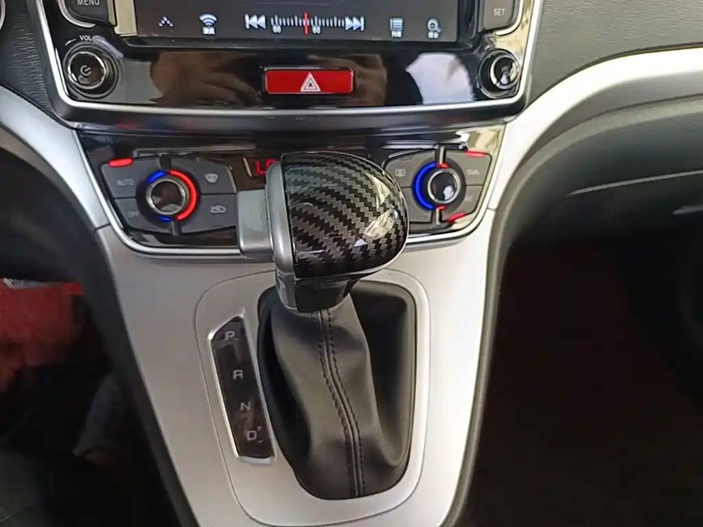 Haval M6 2018 — фото 14