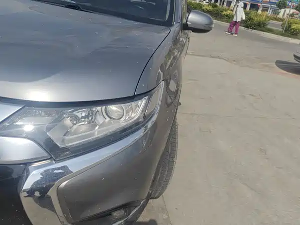 Mitsubishi Outlander 2019
