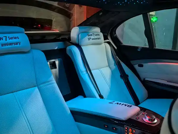 BMW 7 Series 2005
