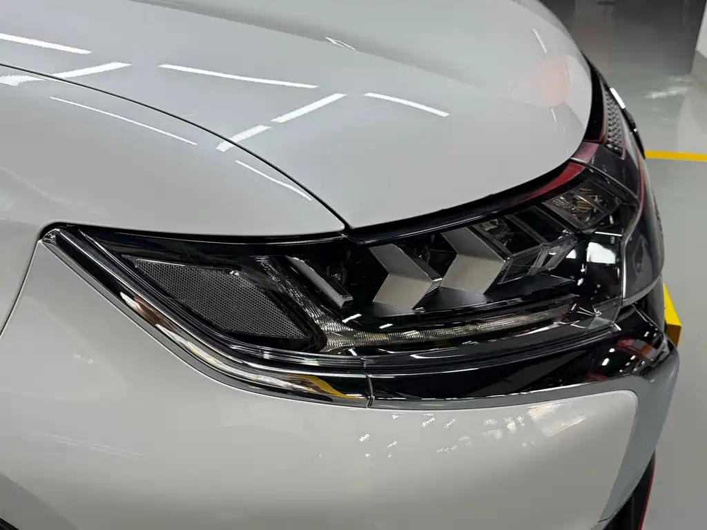 Mitsubishi Outlander 2020 — фото 27