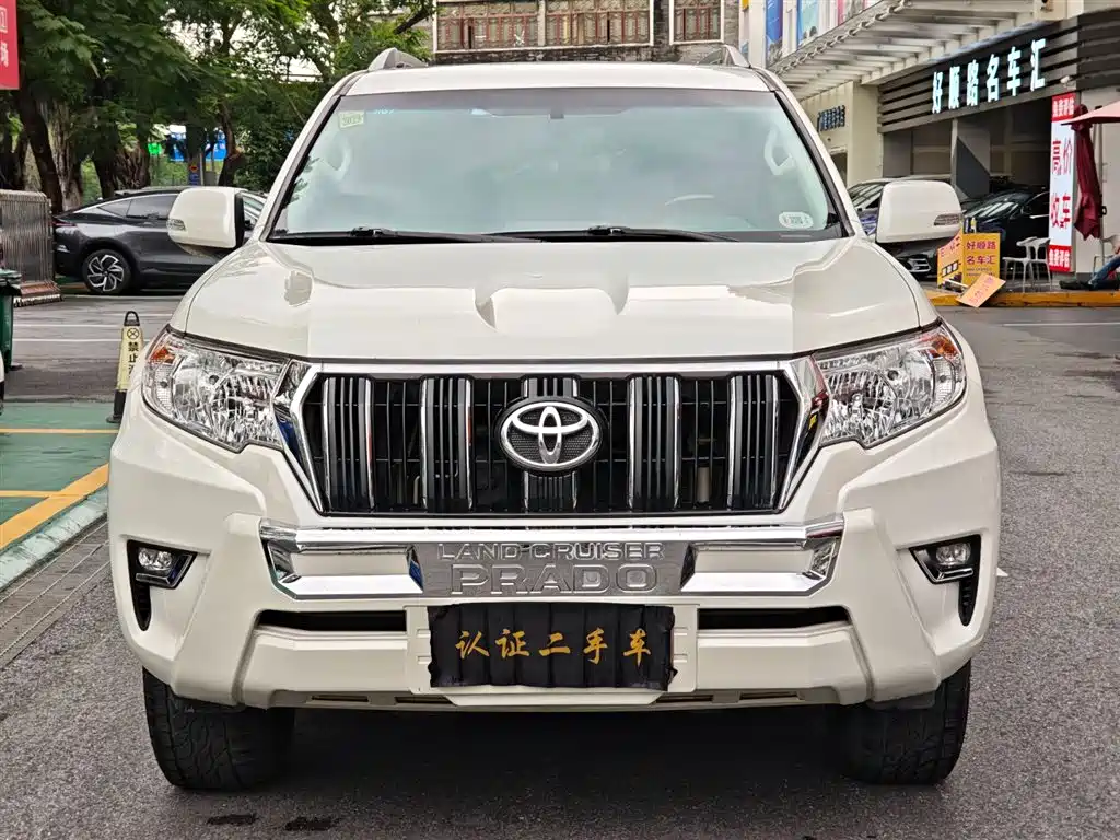 Toyota Prado 2019 — фото 2