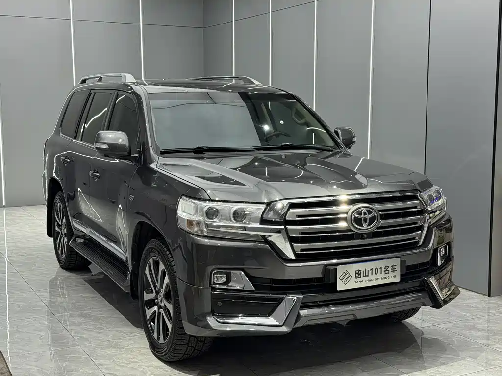 Toyota Land Cruiser 2019 — фото 3