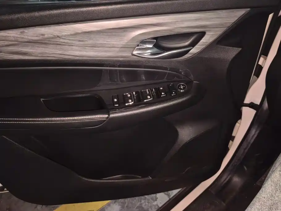 Baojun 730 2018