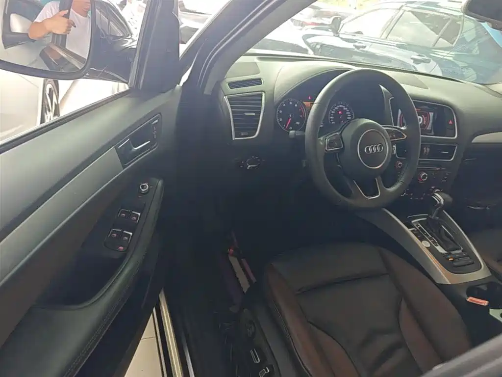 Audi Q5 2018 — фото 16