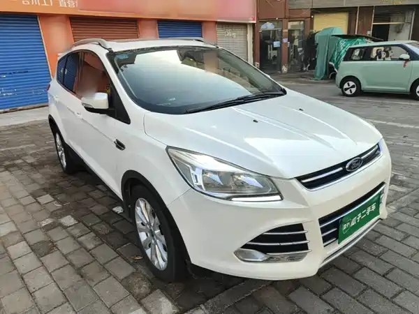 Ford Kuga 2014