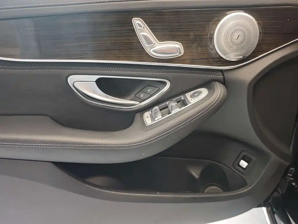 Mercedes-Benz C-Class 2015 — фото 6