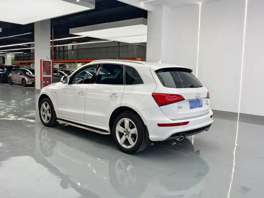Audi Q5 2018 — фото 15