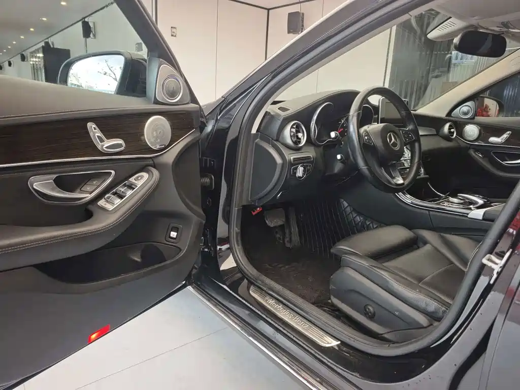 Mercedes-Benz C-Class 2015 — фото 7
