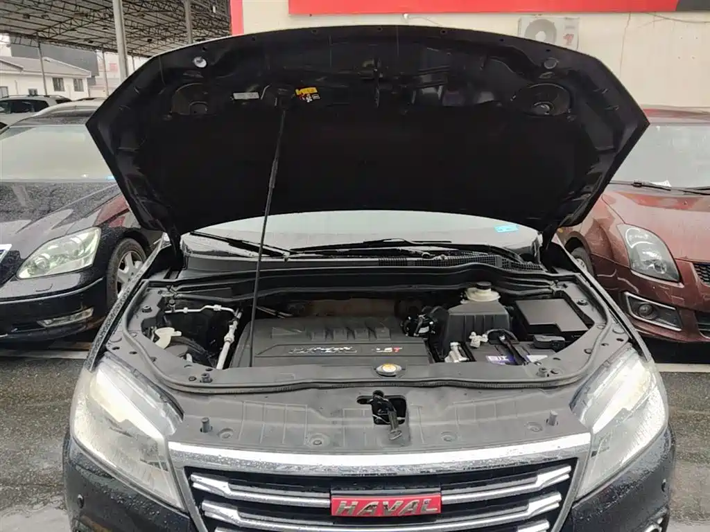Haval H6 2015 — фото 16