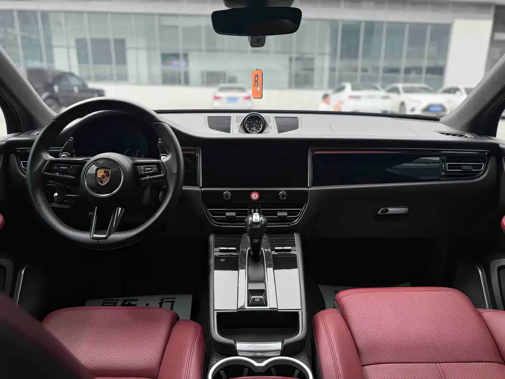 Porsche Macan 2022 — фото 10