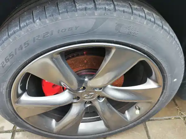 Infiniti FX 2012