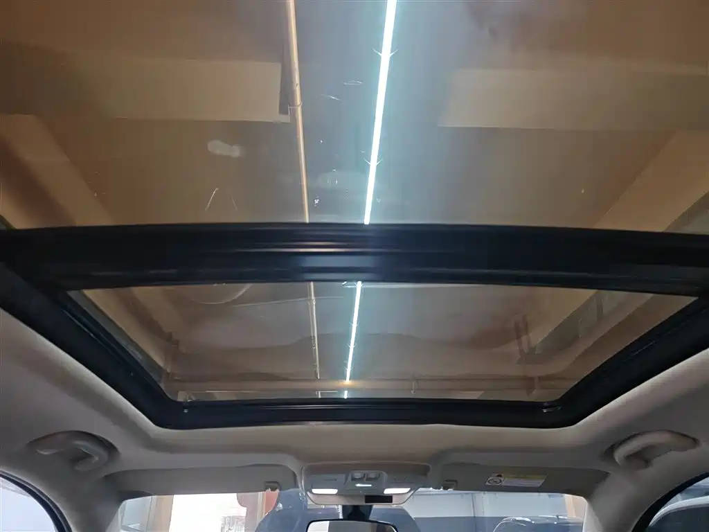 Buick Envision Plus 2016 — фото 11