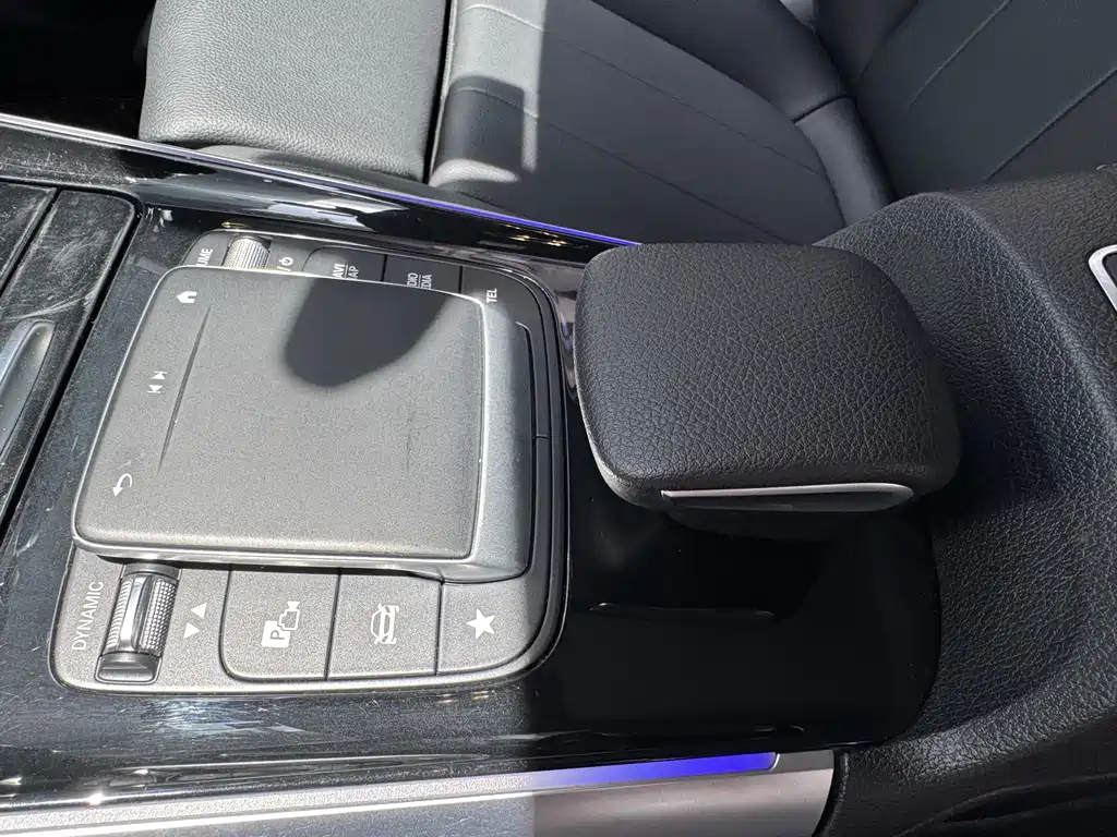 Mercedes-Benz GLB 2021 — фото 16