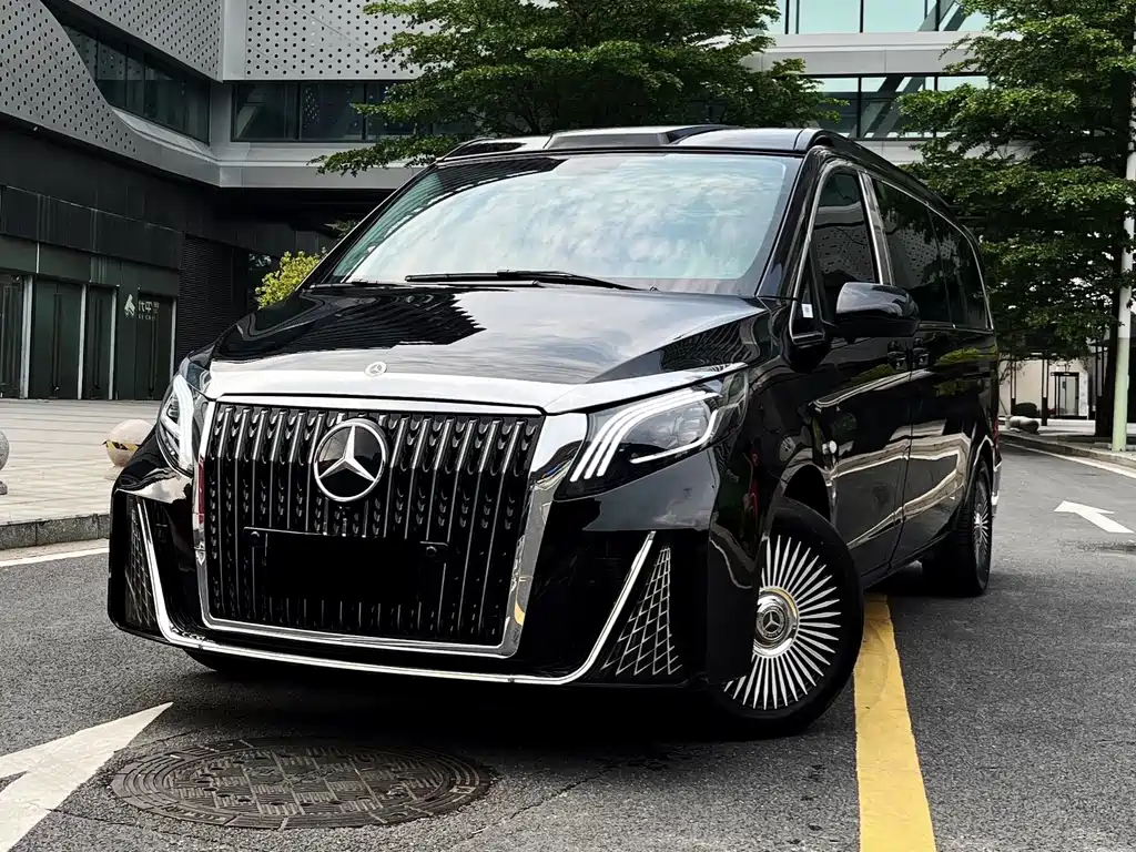Mercedes-Benz Vito 2023 — фото 1