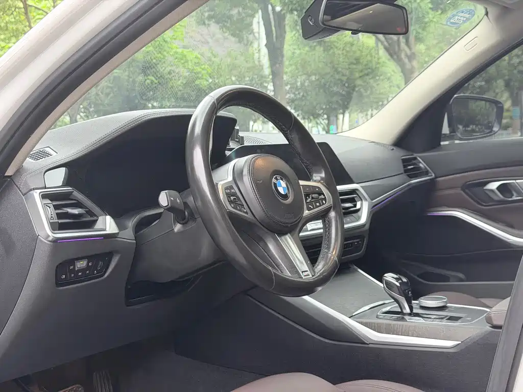 BMW 3 Series 2020