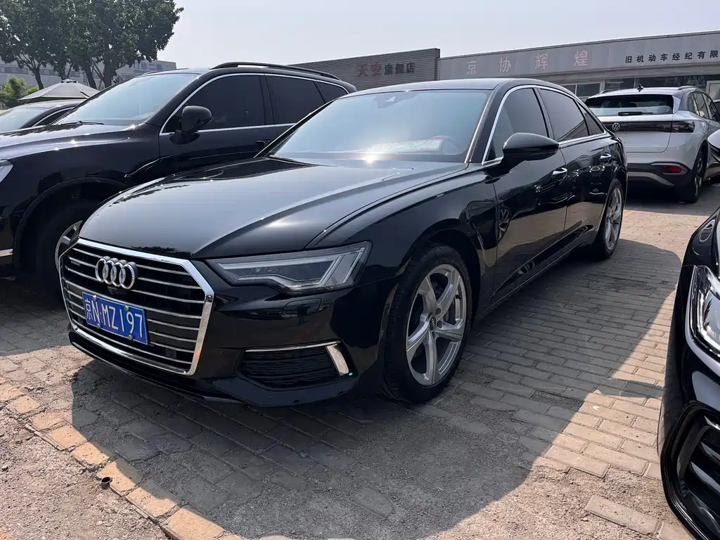 Audi A6L 2020 — фото 1