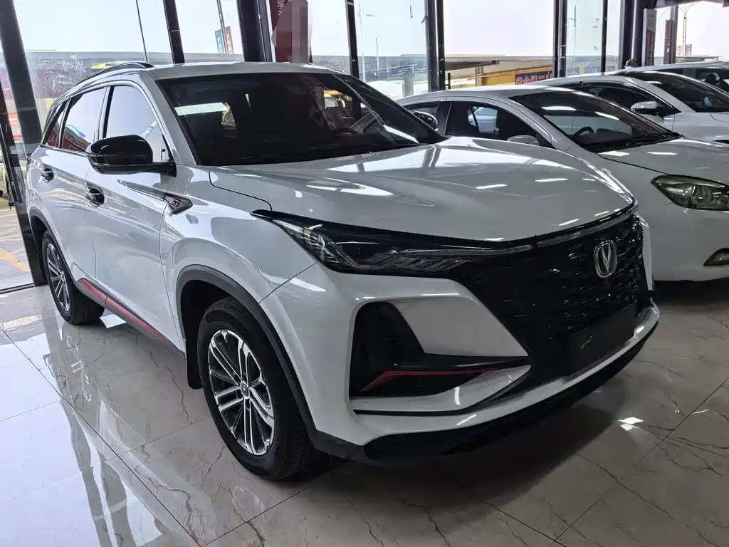Changan CS75PLUS 2022 — фото 3