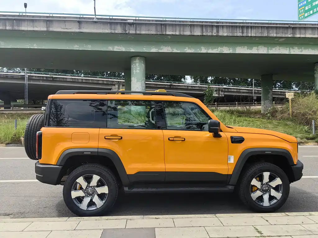 Beijing Off-Road BJ40 EREV 2025 — фото 7