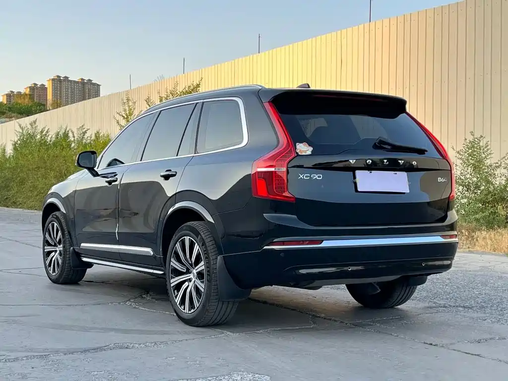 Volvo XC90 2025 — фото 9