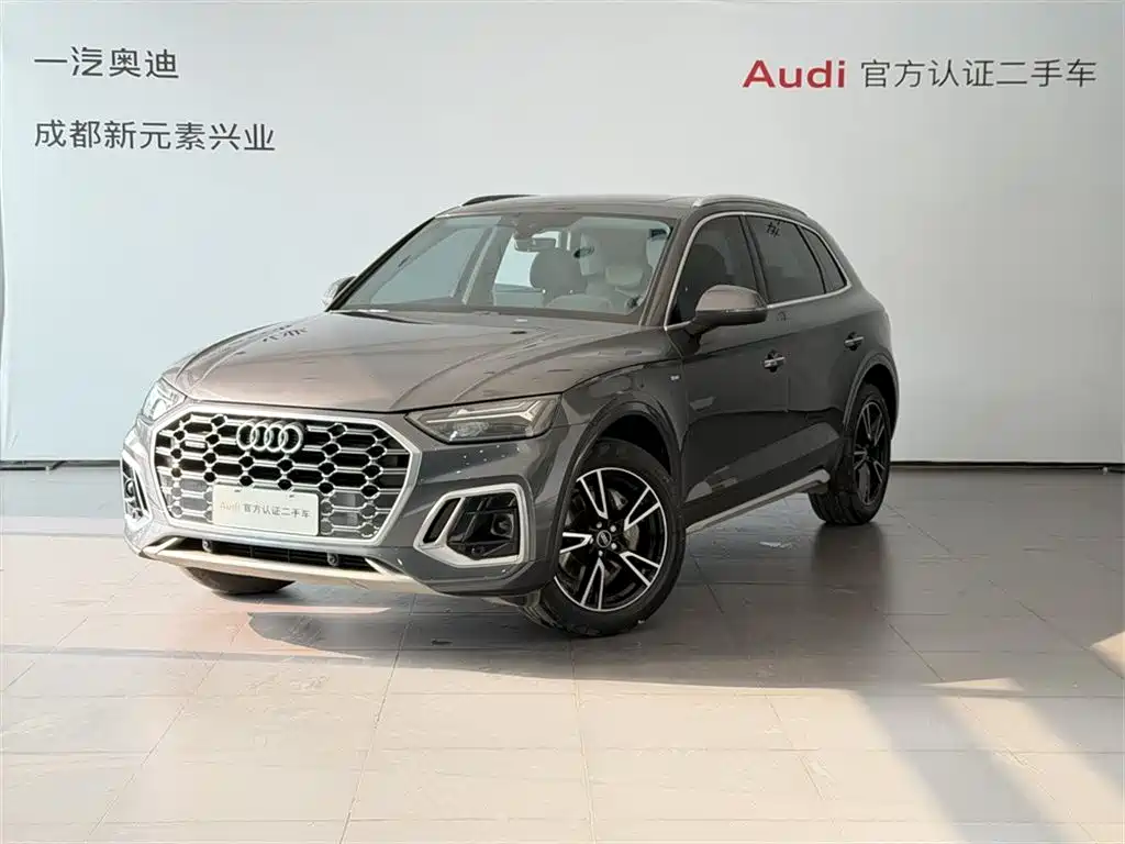 Audi Q5L 2022 — фото 1