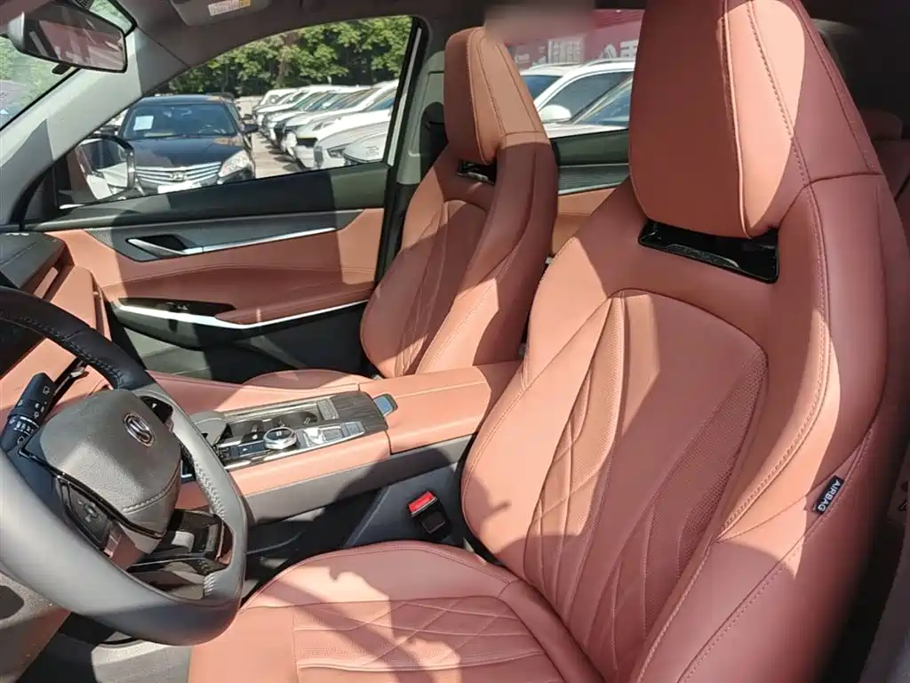 Changan CS75 PLUS 2025 — фото 15