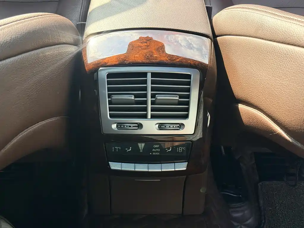 Mercedes-Benz S-Class 2011 — фото 15