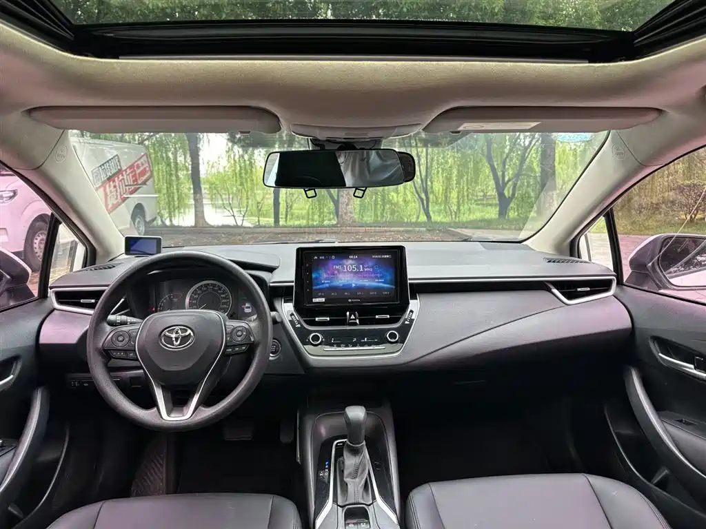 Toyota Corolla 2019 — фото 5
