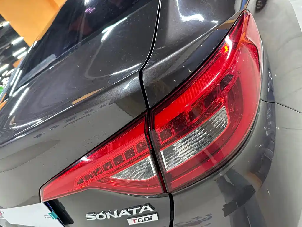 Hyundai Sonata 2015 — фото 15