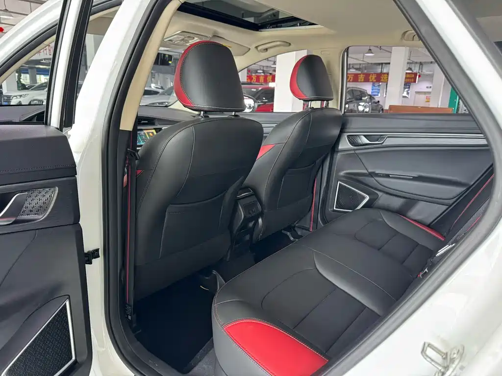Geely Emgrand GS 2020 — фото 8
