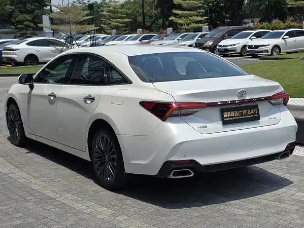 Toyota Avalon 2020
