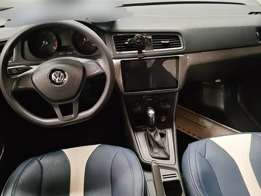 Volkswagen Lavida 2019 — фото 12